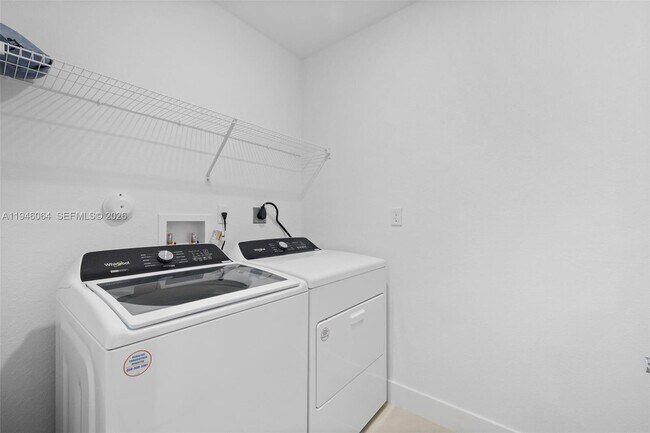 Building Photo - 131 SW 171st Terrace