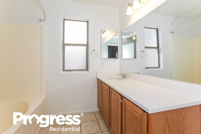 Building Photo - 10264 E Crescent Ave