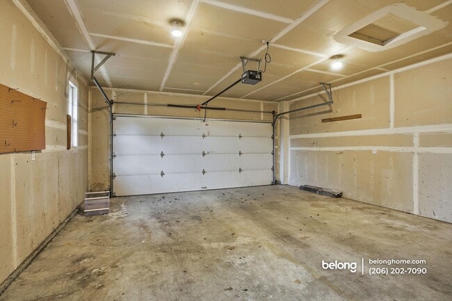 Building Photo - 15119 182nd Ave SE