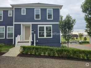 Building Photo - Pet Friendly CV Schools New Home w Large I...
