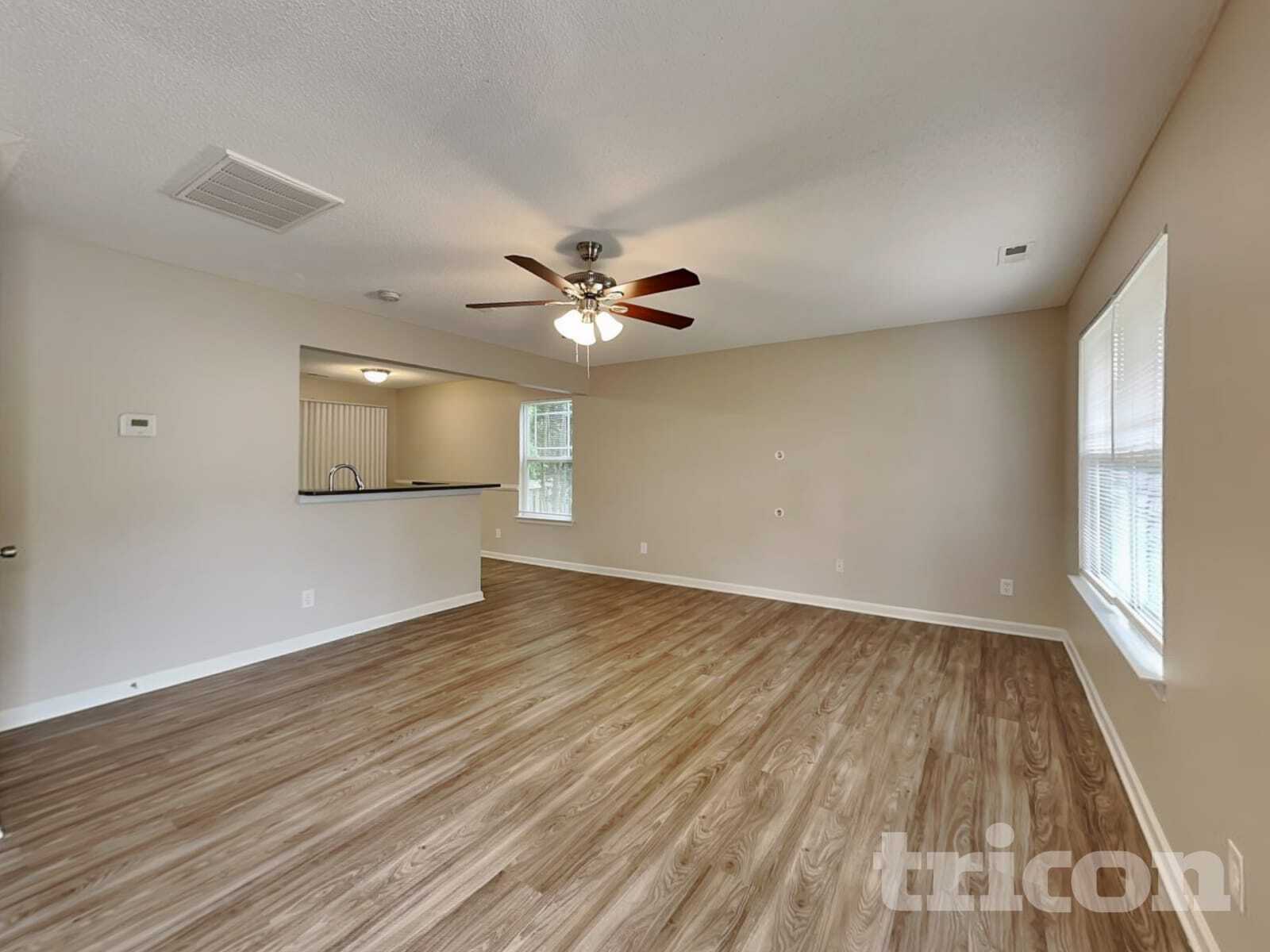 Building Photo - 186 English Hills Dr