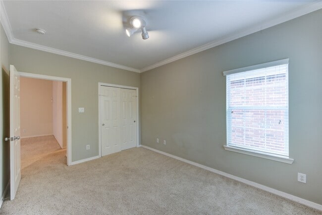 Building Photo - 13310 Olive Trail