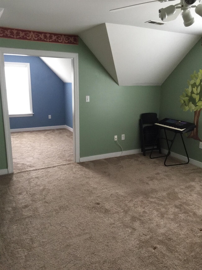 Building Photo - 1834 Rolfe Way