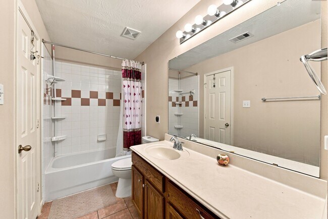 Building Photo - 8306 Calico Canyon Dr