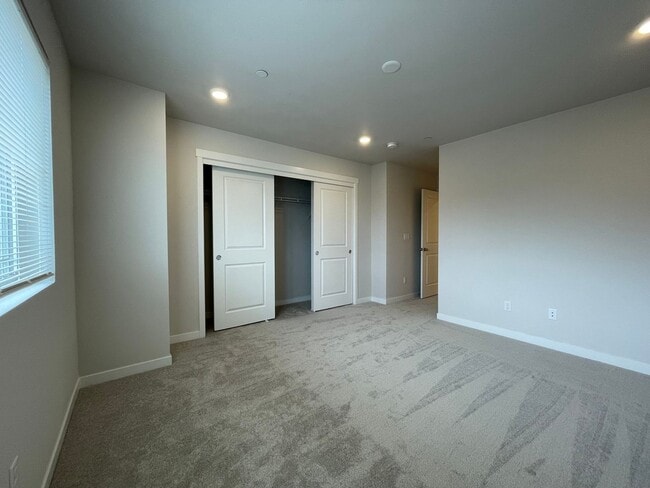 Building Photo - Brand New 2024 Build in the Bethany Crossing Neighborhood ~ 3Bd/3Ba - Washer/Dryer and Single Car...