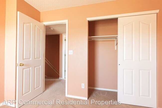 Building Photo - 3 br, 2.5 bath House - 11941 MESQUITE ROCK DR