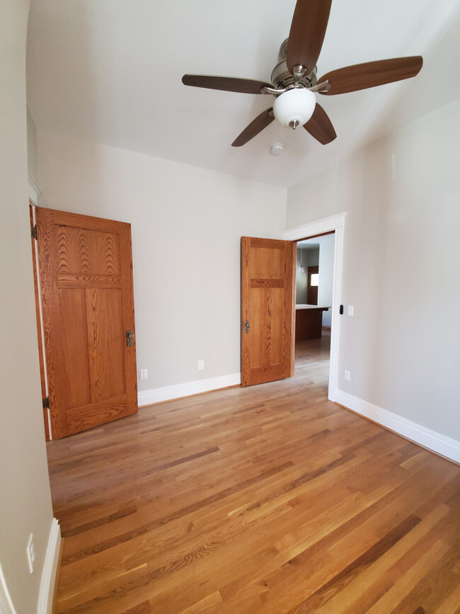 Building Photo - 6124-26 Waterman