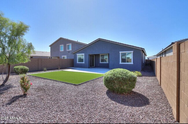 Building Photo - 5546 W Stargazer Pl