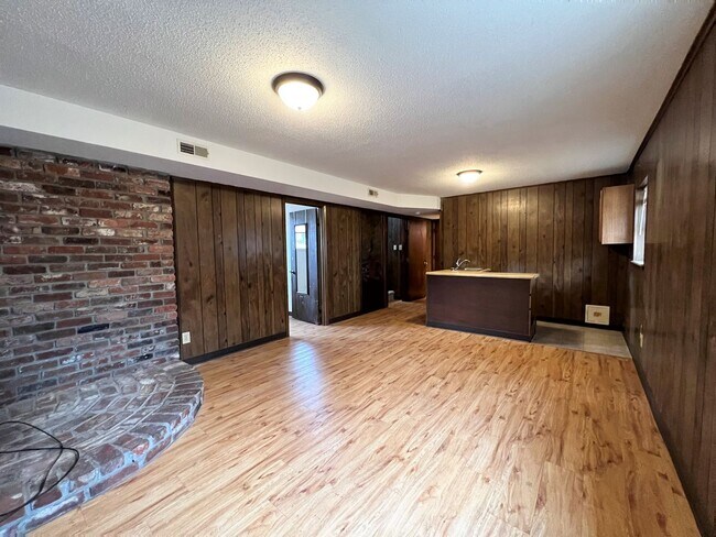 Building Photo - NEW RENTAL RATE...4 BEDROOM HOME IN FARRAGUT!!!