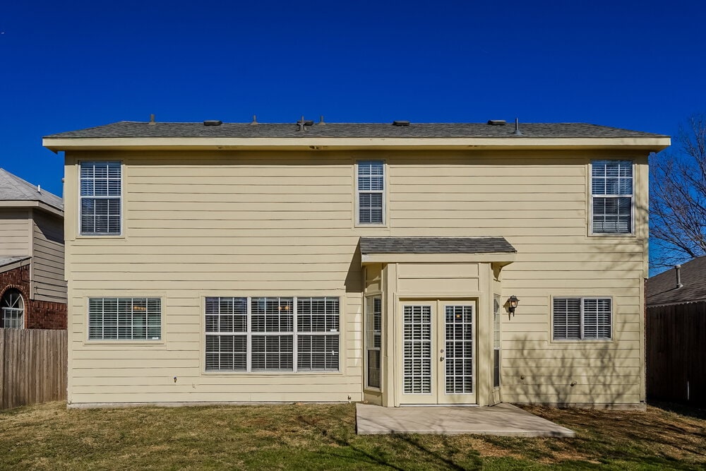 Building Photo - 3305 Wilmington Dr