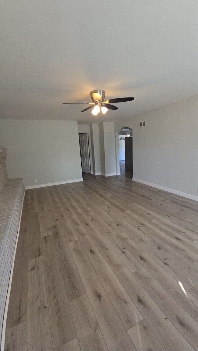 Building Photo - Affordable Comfort in a Great Location — 3BR/1BA Home Coming Soon!