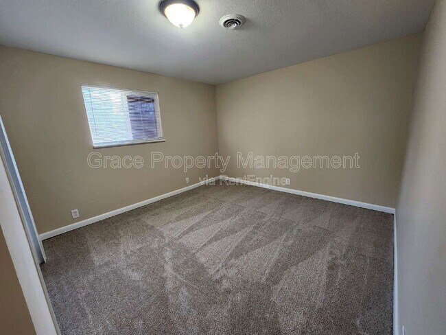 Building Photo - 9120 Ogden St