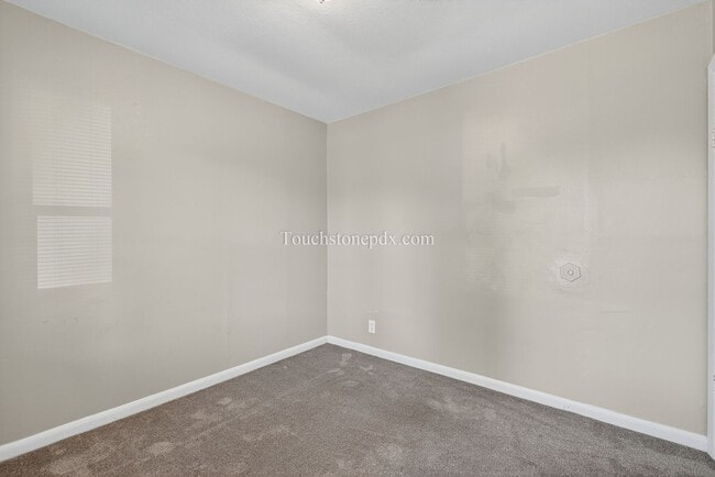 Building Photo - *$700 OFF SECOND MONTHS RENT* Brentwood-Da...