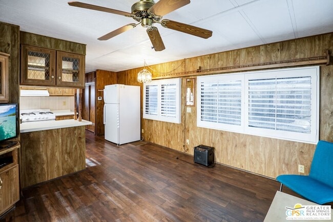 Building Photo - 69333 E Palm Canyon Dr