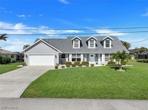 Building Photo - 407 SW 37th St