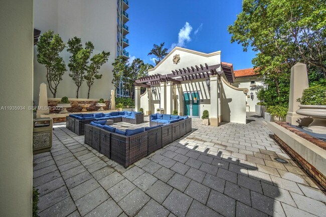 Building Photo - 250 Sunny Isles Blvd