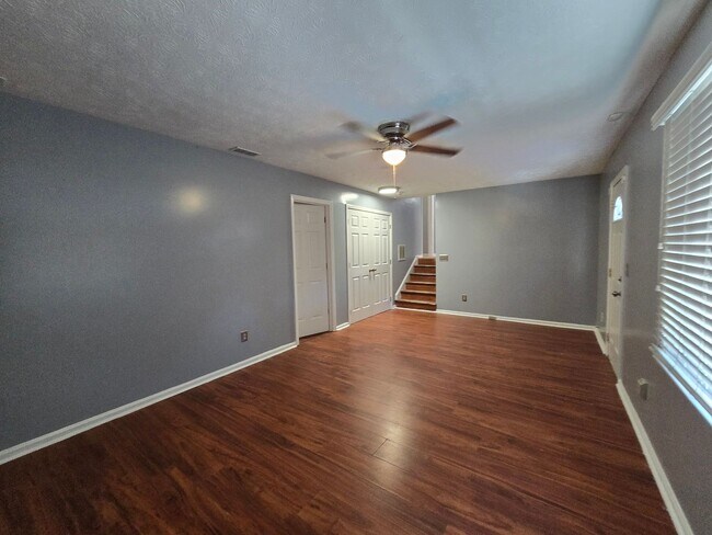 Building Photo - 6957 Bone Creek Dr