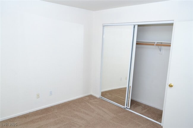 Building Photo - 3859 Starfield Ln