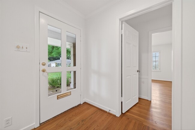 Building Photo - 5643 Piping Rock Ln
