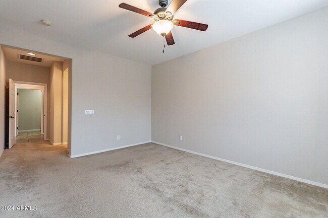 Building Photo - 2623 E San Mateo Dr