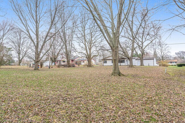 Building Photo - 1265 Westwood Dr