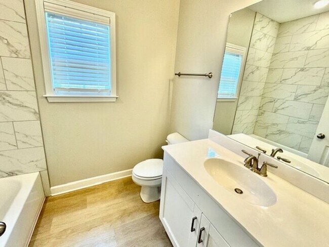 Building Photo - Now Leasing in Millington @ Winstone. 5 Be...