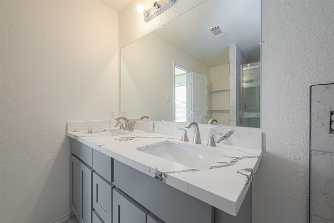 Building Photo - 19839 Rustic Lake Ln