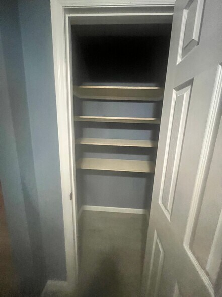 Building Photo - 4513 13th Ave N