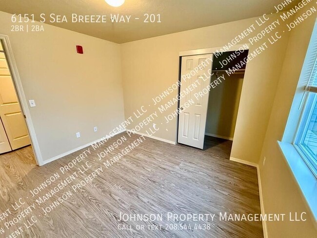 Building Photo - 6151 S Sea Breeze Way