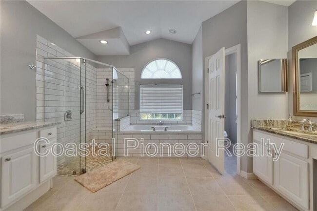 Building Photo - 16367 Ashington Park Dr