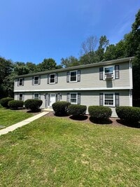 Building Photo - 70 Pond Meadow Rd