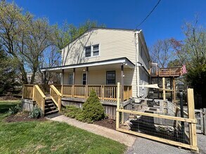 Building Photo - Dolly's