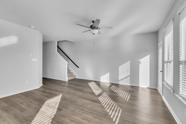 Building Photo - 6915 Yellow Hammer Wy