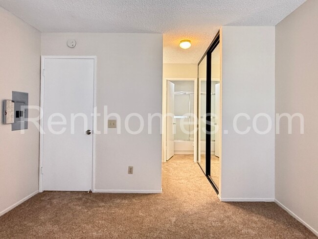 Building Photo - Mira Mesa, 8508 Summerdale Road #18 - Walk to shopping and park!
