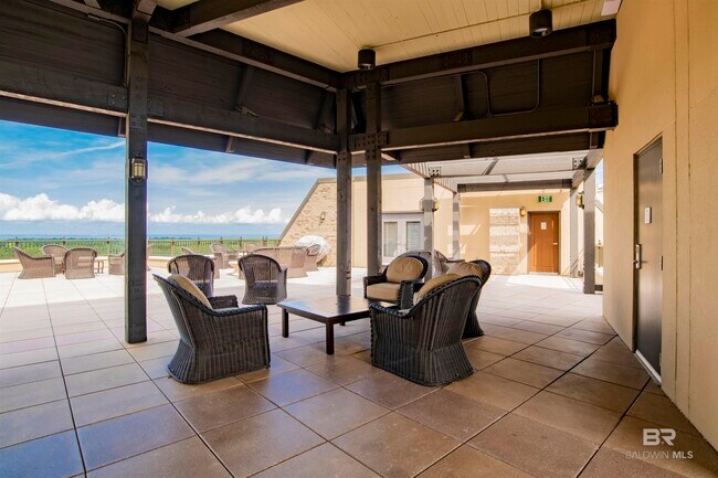 Building Photo - 18269 Colony Dr Dr