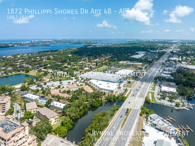Building Photo - 1872 Phillippi Shores Dr