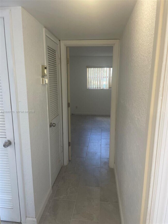 Building Photo - 8500 Sunrise Lakes Blvd