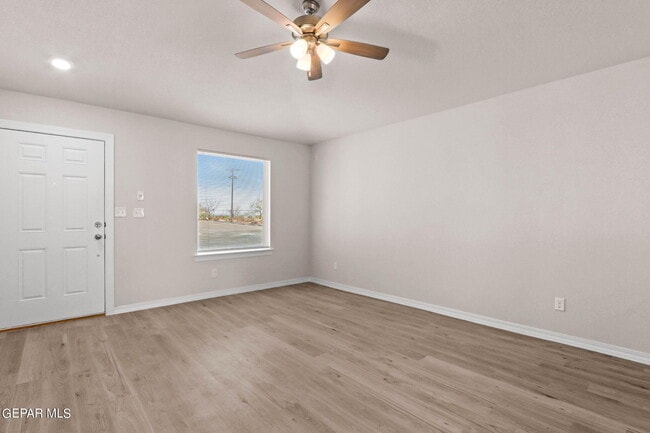 Building Photo - 14541 Faxon Yucca