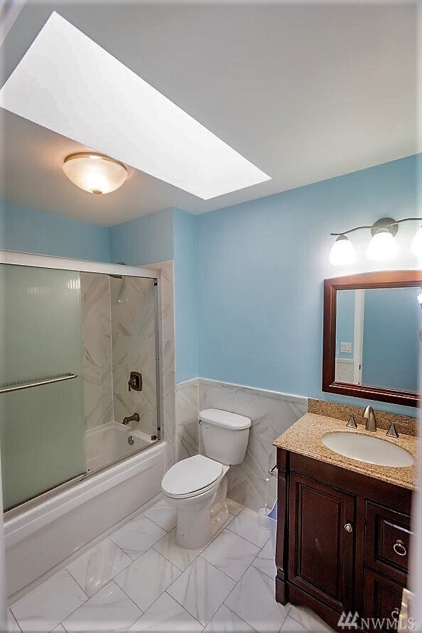 Building Photo - 4216 S Eddy St