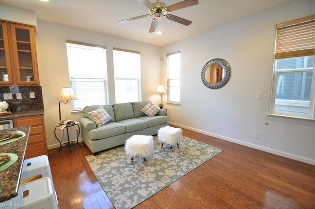 Building Photo - 1612 Salamoni Ct