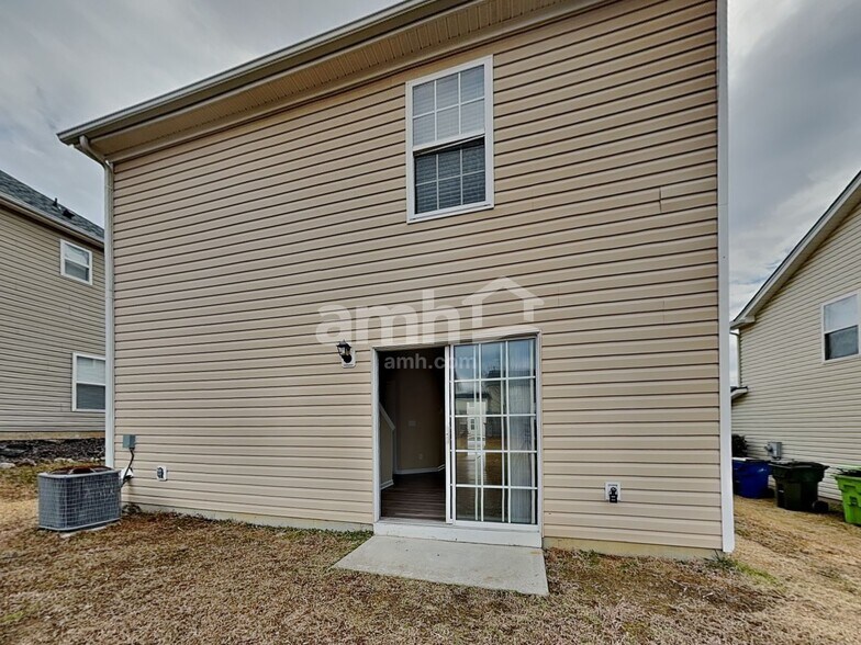 Building Photo - 6021 Ladish Ln