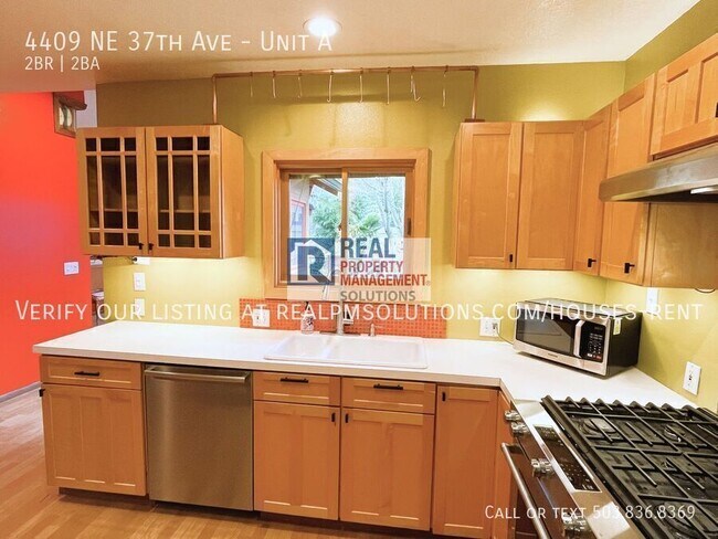 Building Photo - 4409 NE 37th Ave