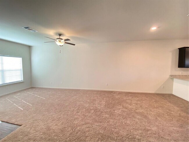 Building Photo - 116 Allington Cir