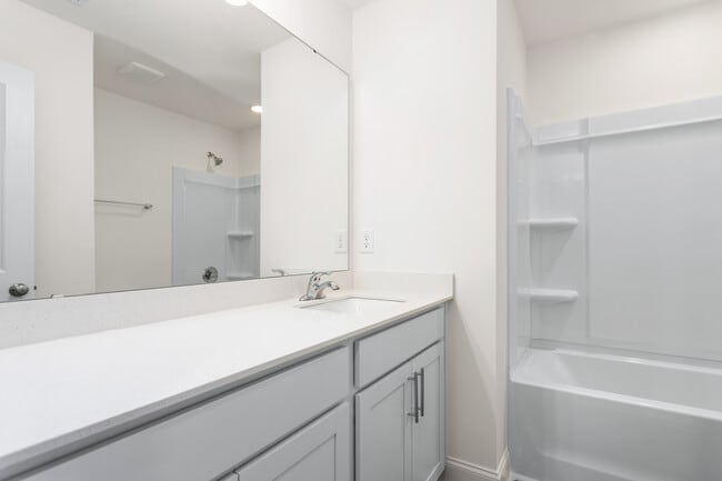Building Photo - 1149 Tembrook Dr