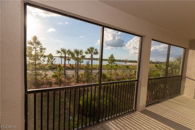 Building Photo - 16572 Kingwood Ln