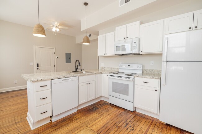 Building Photo - Broad St Lofts & Fitness Studio, LLC