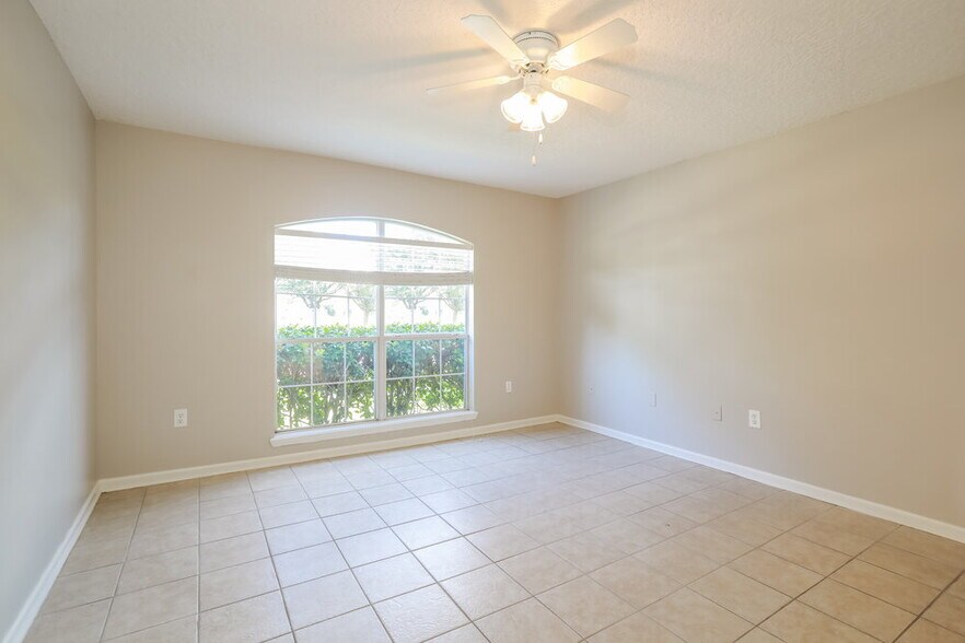 Building Photo - 2781 Cross Creek Dr
