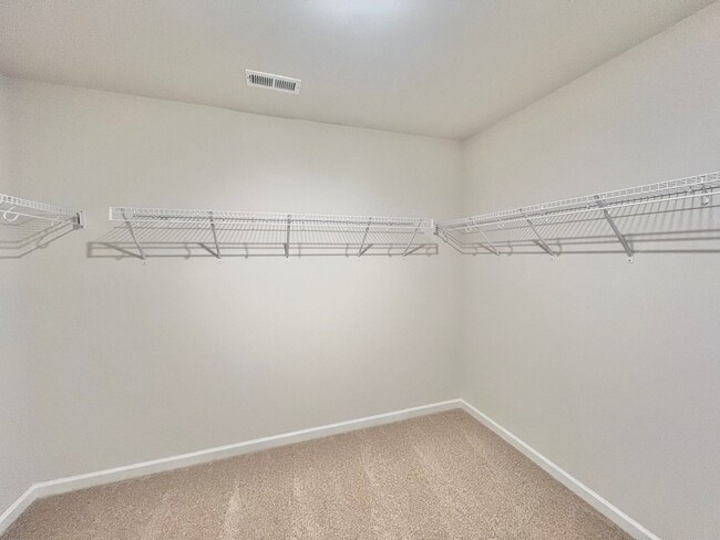 Building Photo - 219 Blue Aspen Dr