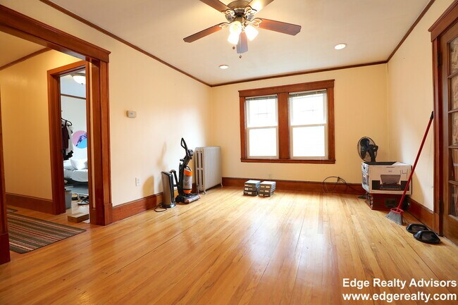 Building Photo - 118 Nonantum St