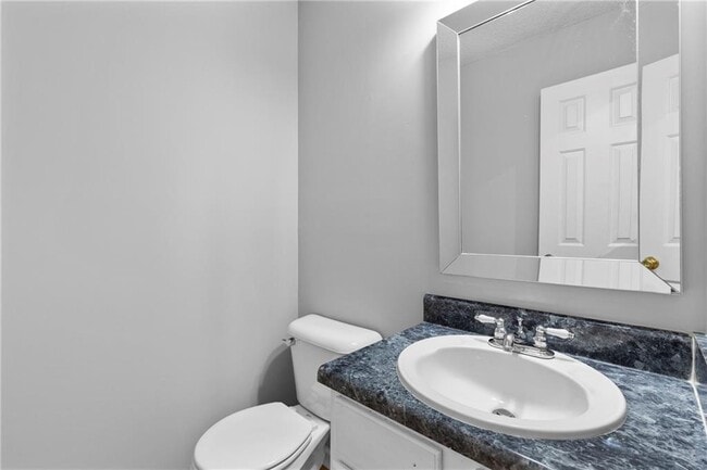 Building Photo - 498 Pecan Wood Cir